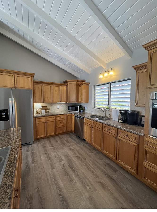 Kitchen coffee station